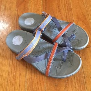 Vionic Vibram Active Orthaheel Sandals 